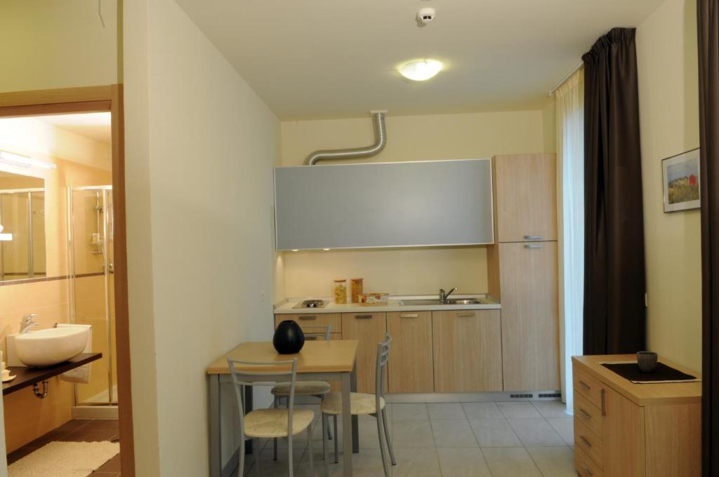 Residence Belmare Rimini Phòng bức ảnh